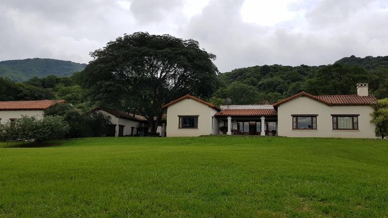 تختخواب و صبحانه Torrontes