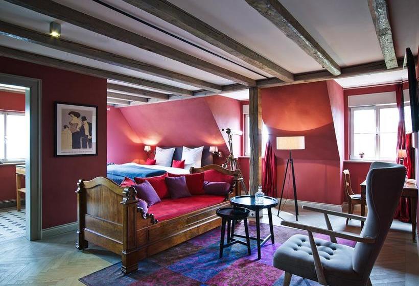 هتل Auberge De Temple