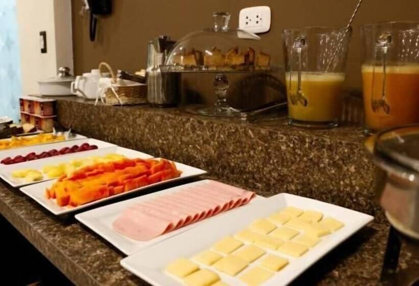 فندق Escala Urban