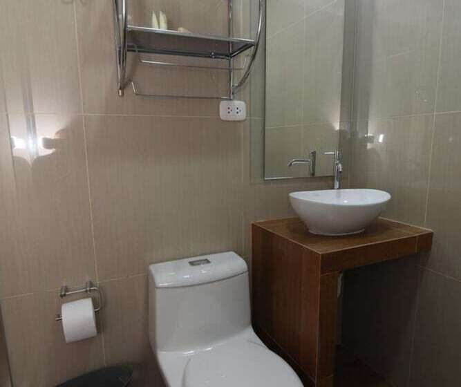 فندق Escala Urban