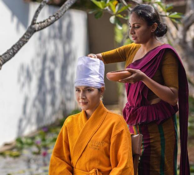 هتل Heritance Ayurveda All Meals And Treatments