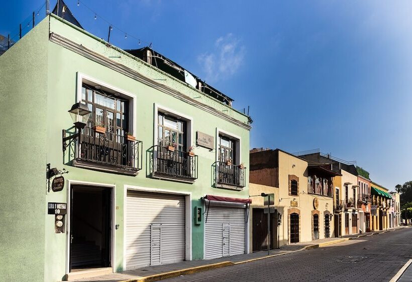 هتل Las Campanas