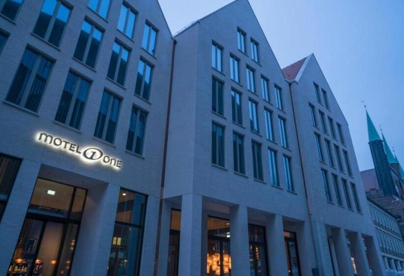 Motel One Lübeck