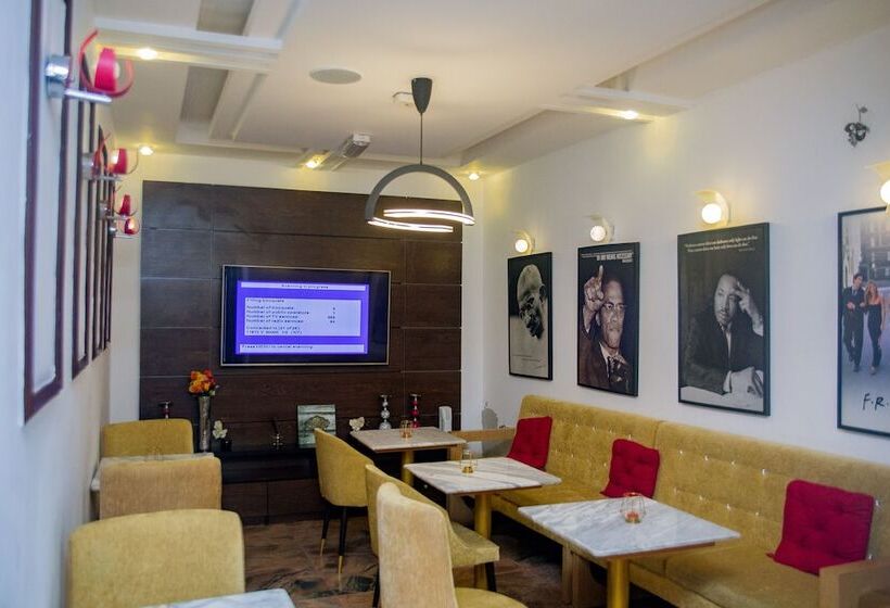 هتل Proof Lounge