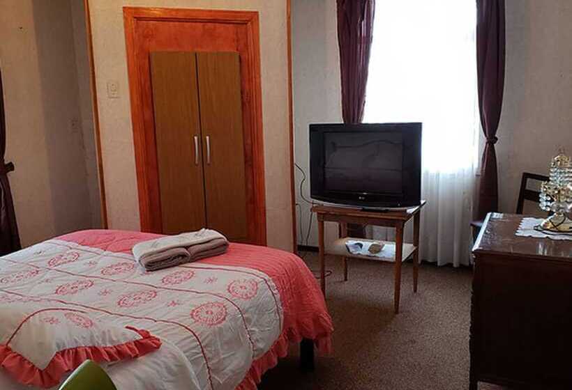 Antiguos Bed And Breakfast