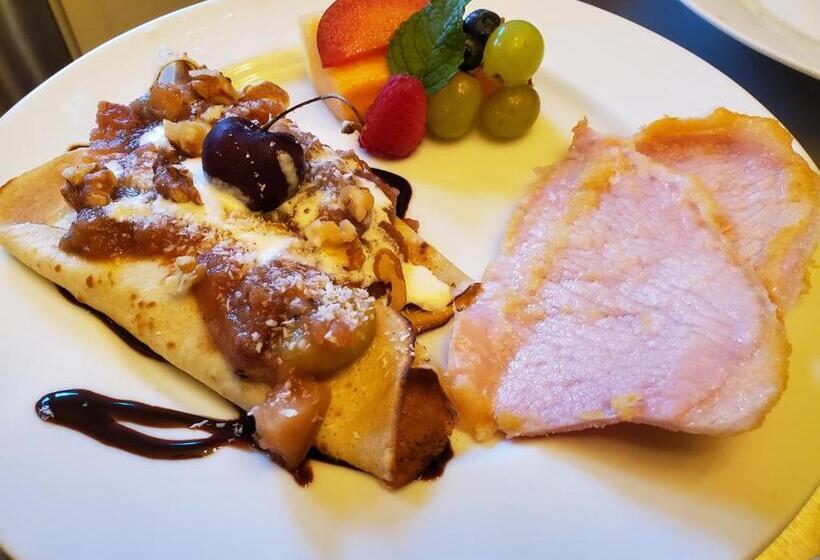 تختخواب و صبحانه Avonview Manor