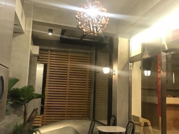 تختخواب و صبحانه Yuan Places