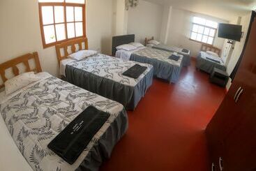 Hostel Mr. Llama Lodge