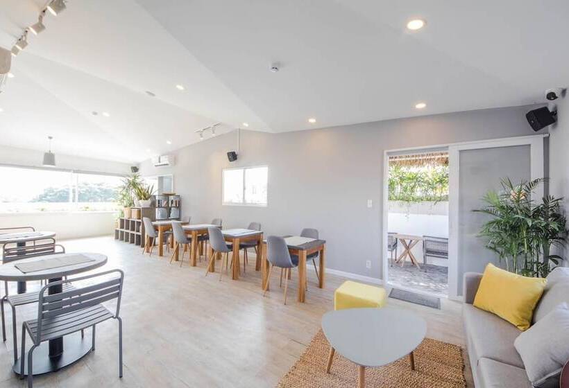 Fotos del hotel Common Inn Thao Dien:  38