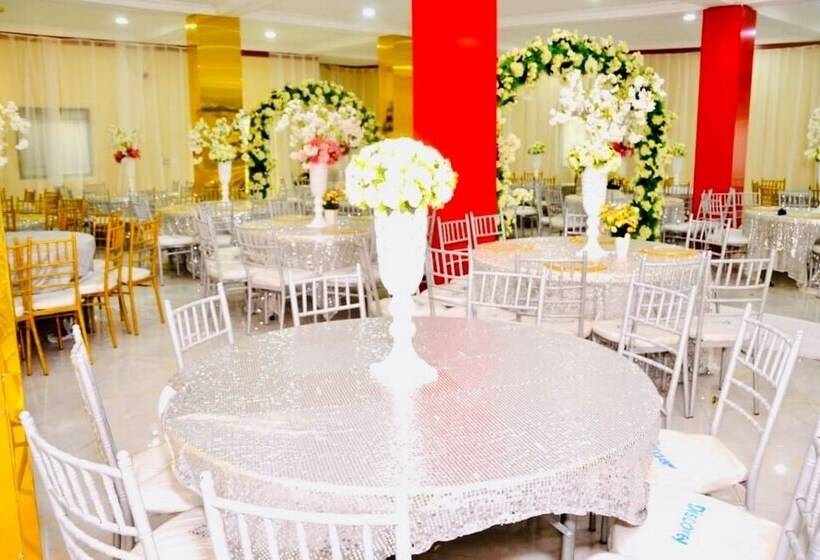 هتل Limoh Suites