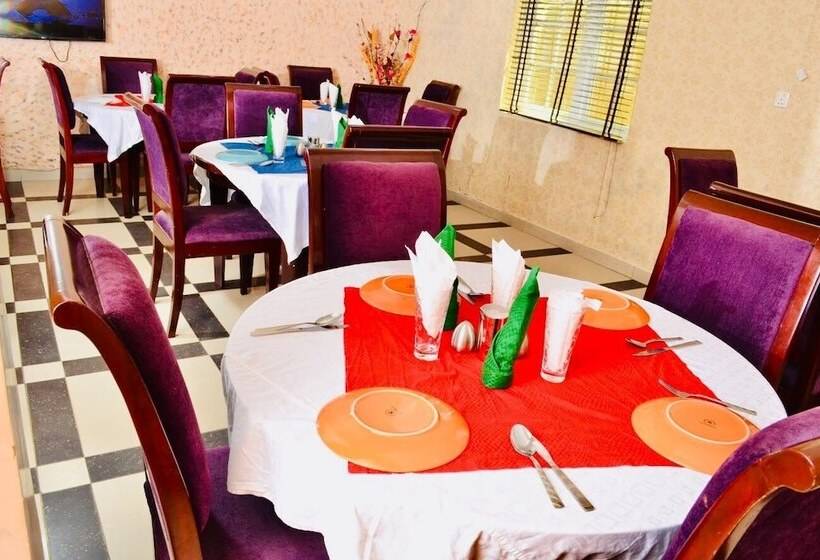 هتل Limoh Suites
