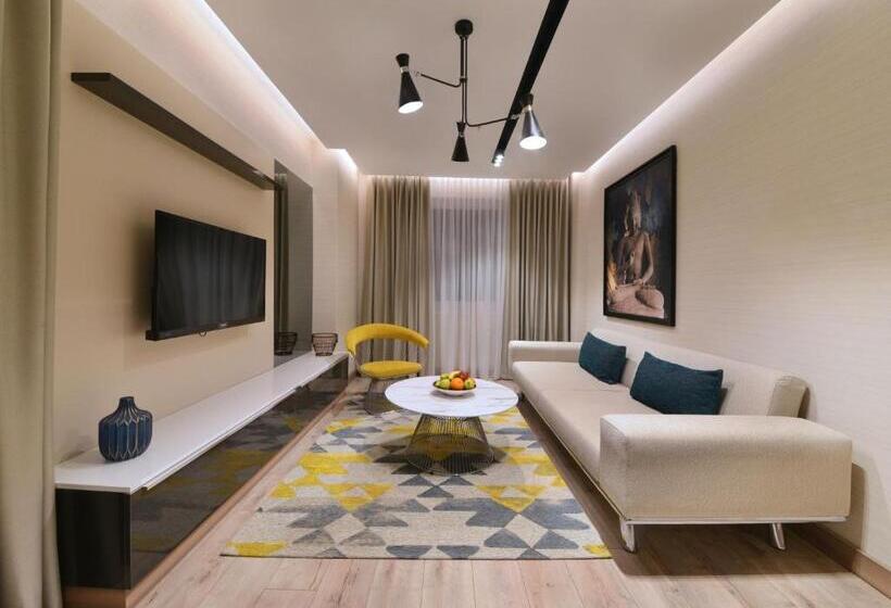 Fotos del hotel Nish Palace Exclusive Suites:  36