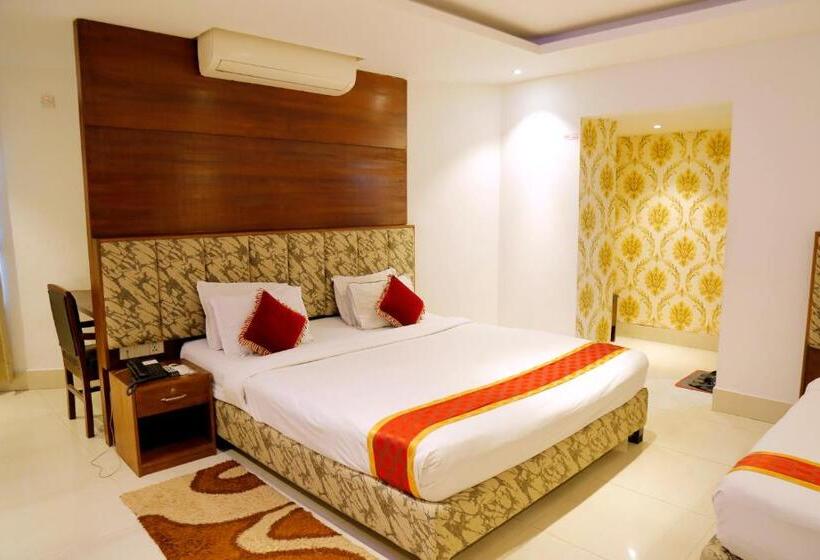 هتل Panshi Inn Sylhet