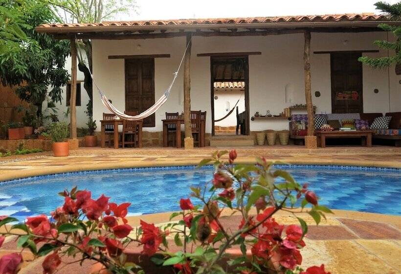 تختخواب و صبحانه Casa Canela