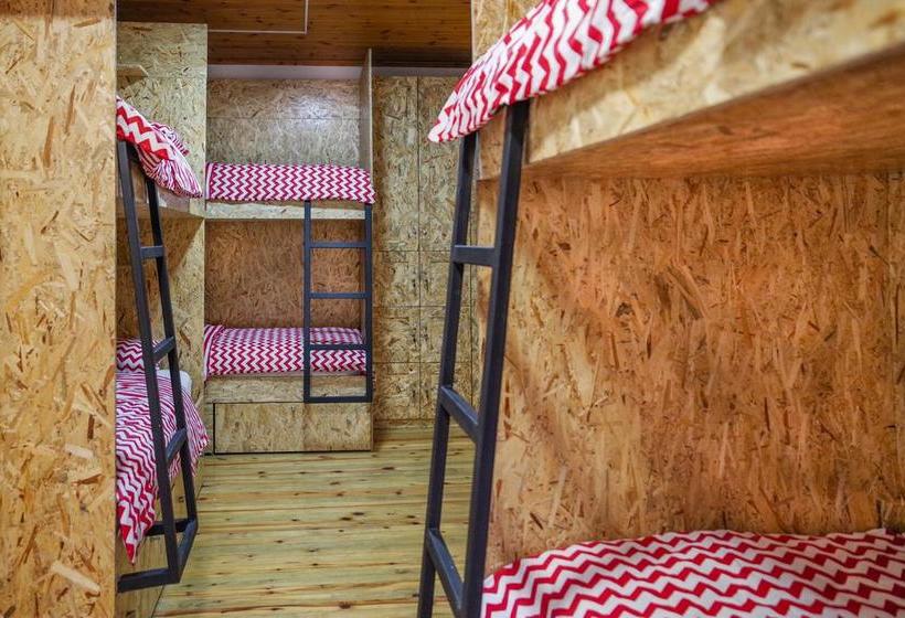 Buff Hostel Tirana