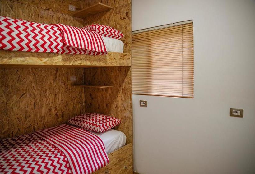 Buff Hostel Tirana