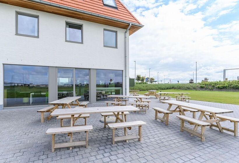 هتل Ibis Budget Oostende Airport