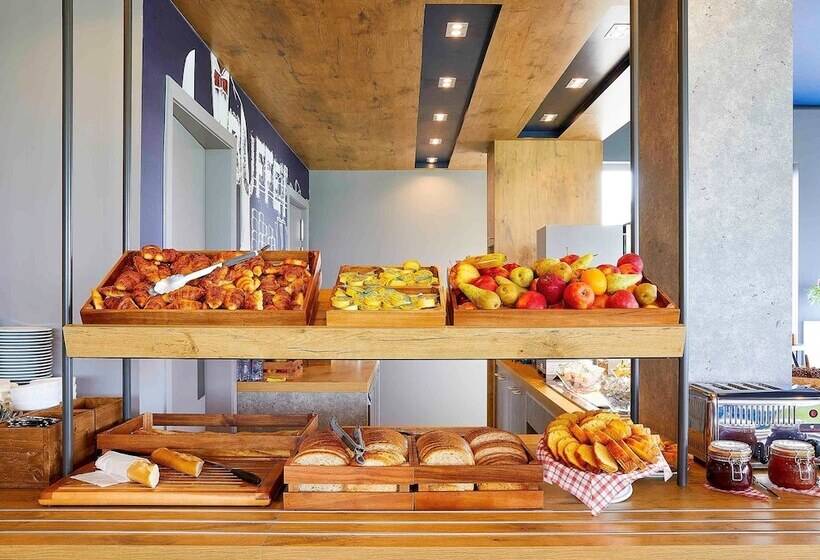 هتل Ibis Budget Oostende Airport