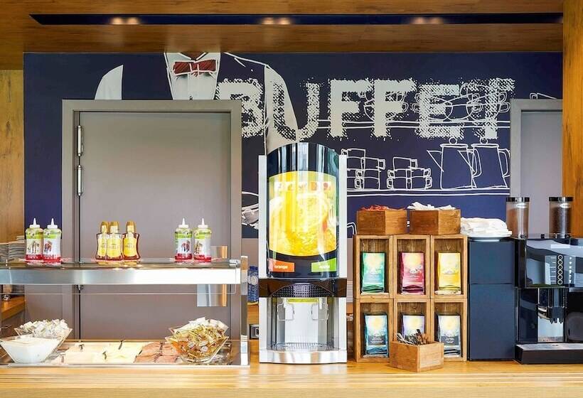 هتل Ibis Budget Oostende Airport