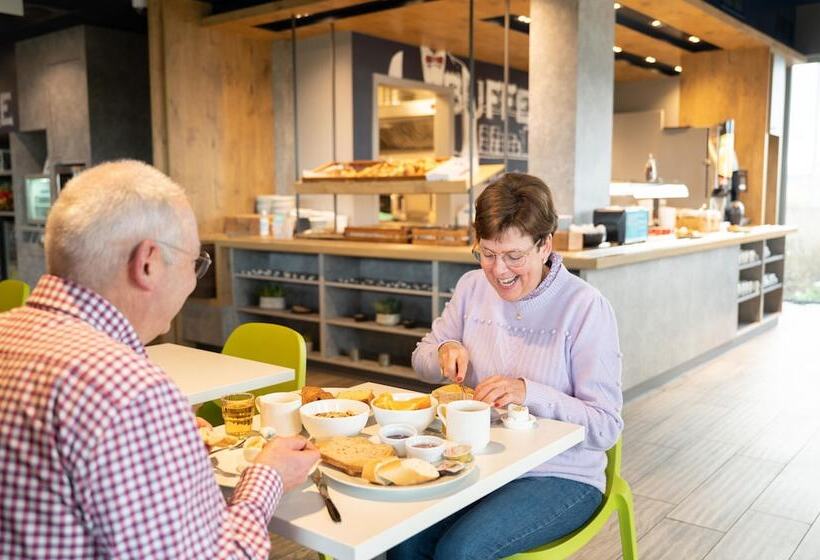 هتل Ibis Budget Oostende Airport