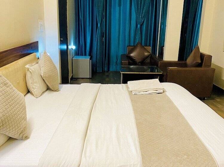 Fotos del hotel Oyo 10317 Hotel Mock Orange:  4