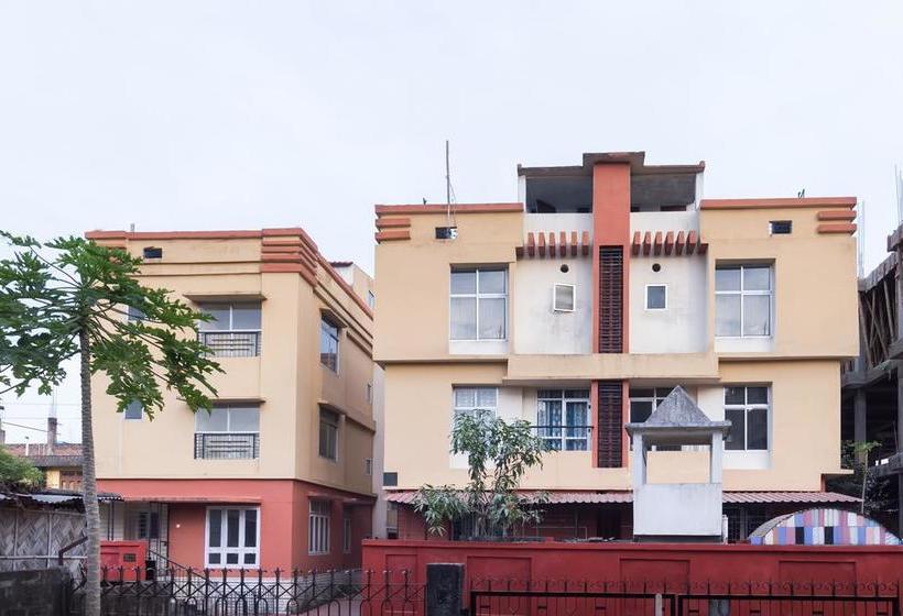 فندق Oyo 11062 Victoria Guest House