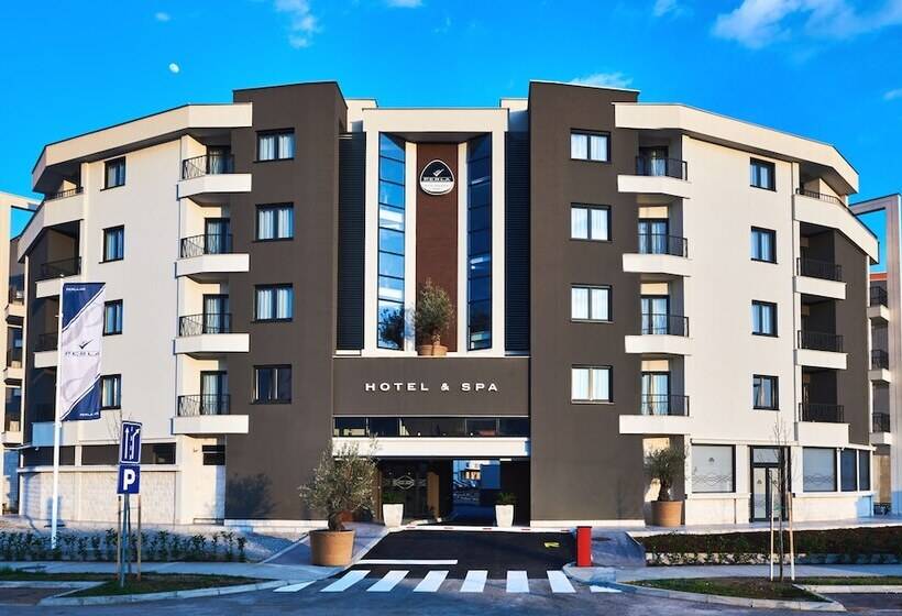 هتل Perla Residence  & Spa