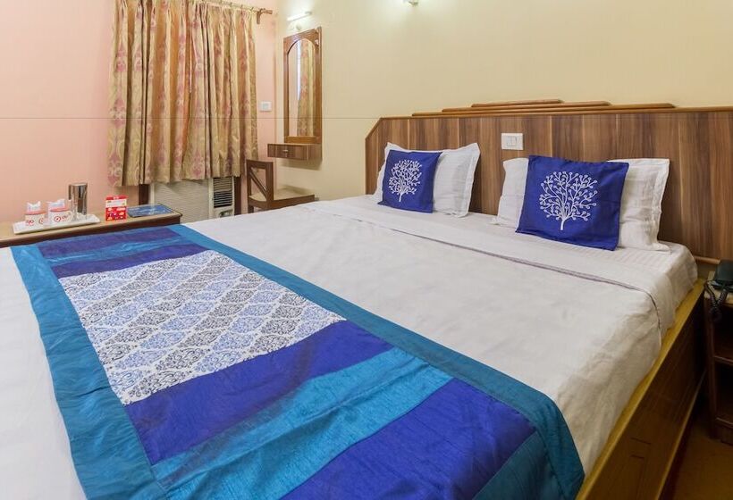 هتل Priya Palace