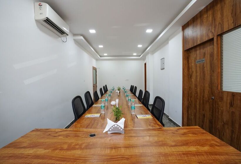 هتل Silicon Inn