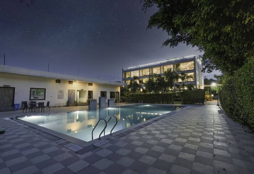 فندق Winsome Resort & Spa