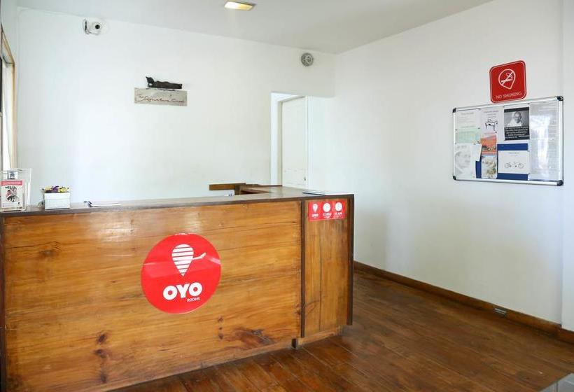 Oyo 10483 Hotel The Signature Crest