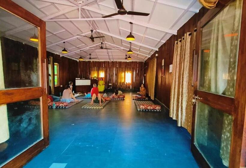 استراحتگاه Tattvam On The Beach   Retreat And Spa