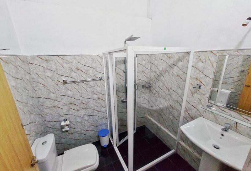 Hostel Katunayake At Colombo Airport Transit