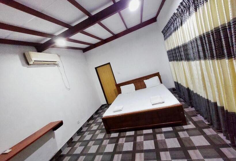 Hostel Katunayake At Colombo Airport Transit