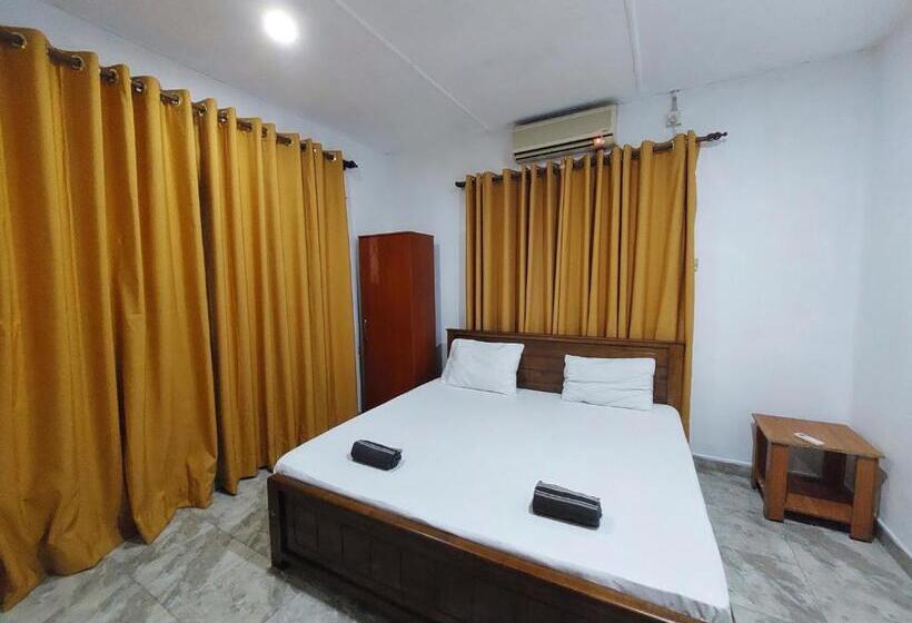 Hostel Katunayake At Colombo Airport Transit
