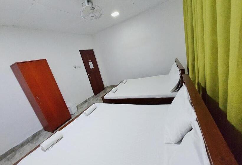 Hostel Katunayake At Colombo Airport Transit