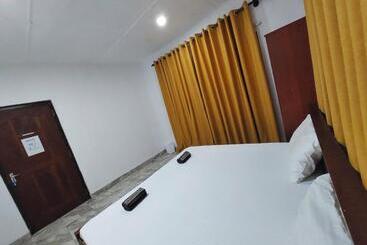 Hostel Katunayake At Colombo Airport Transit