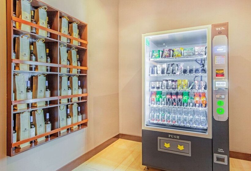 Fotos del hotel La Quinta By Wyndham Santiago Aeropuerto:  11 Fotos del hotel La Quinta By Wyndham Santiago Aeropuerto:  11