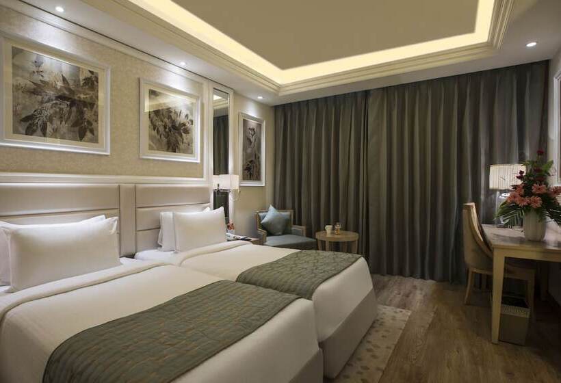 فندق Singhania Sarovar Portico