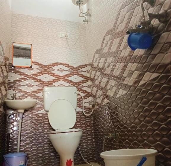 酒店 Veera S Hostel