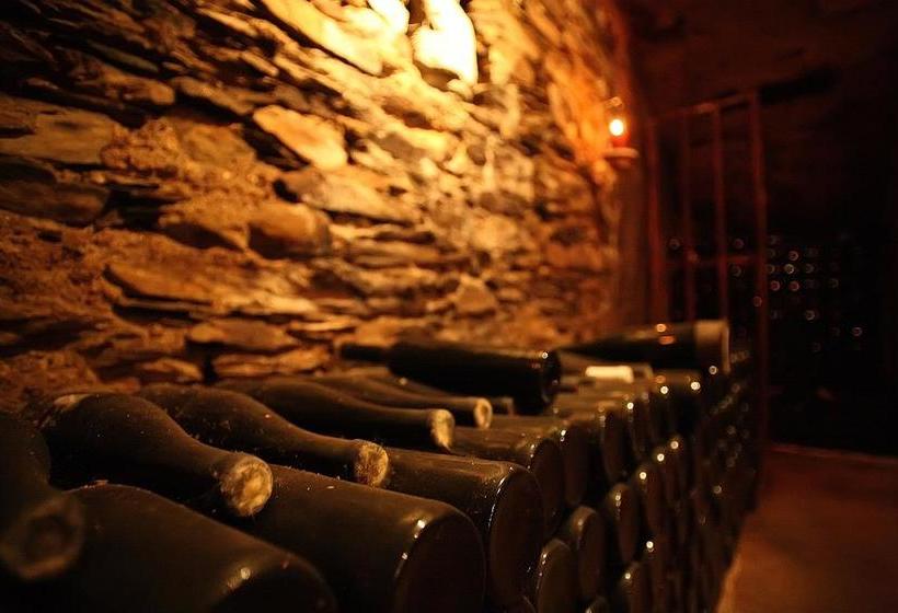 ホテル Weingut Schützen