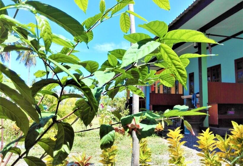 Lanta Mother Hostel