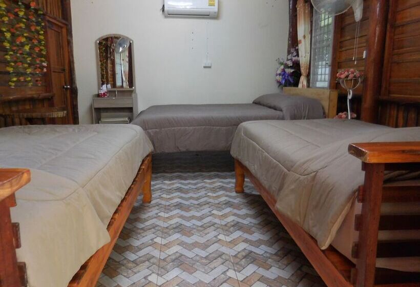 استراحتگاه Akchanok Homestay