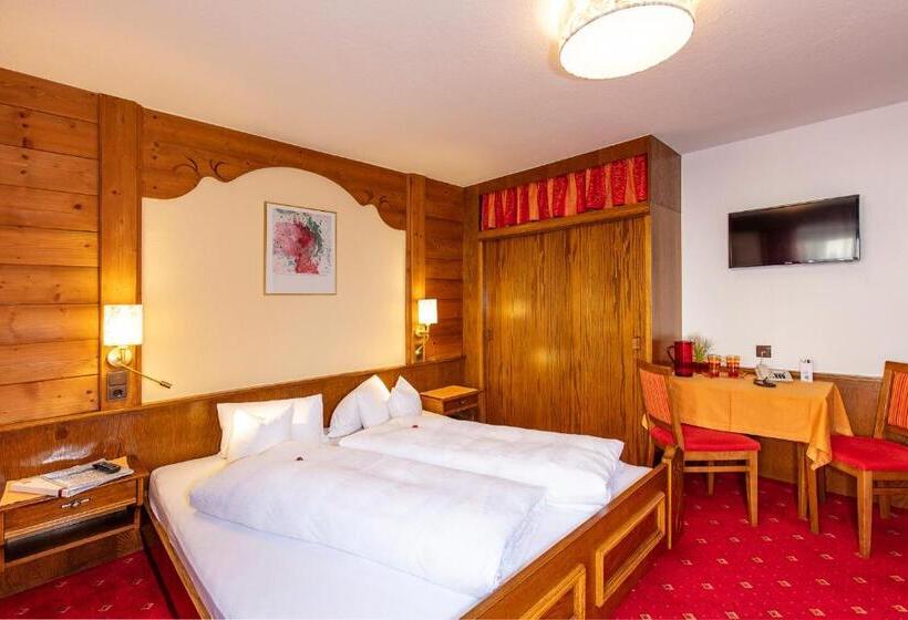 تختخواب و صبحانه Frühstückspension Maier