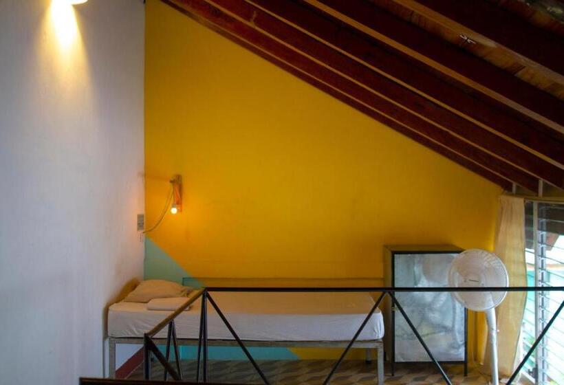 Hostel De Boca En Boca