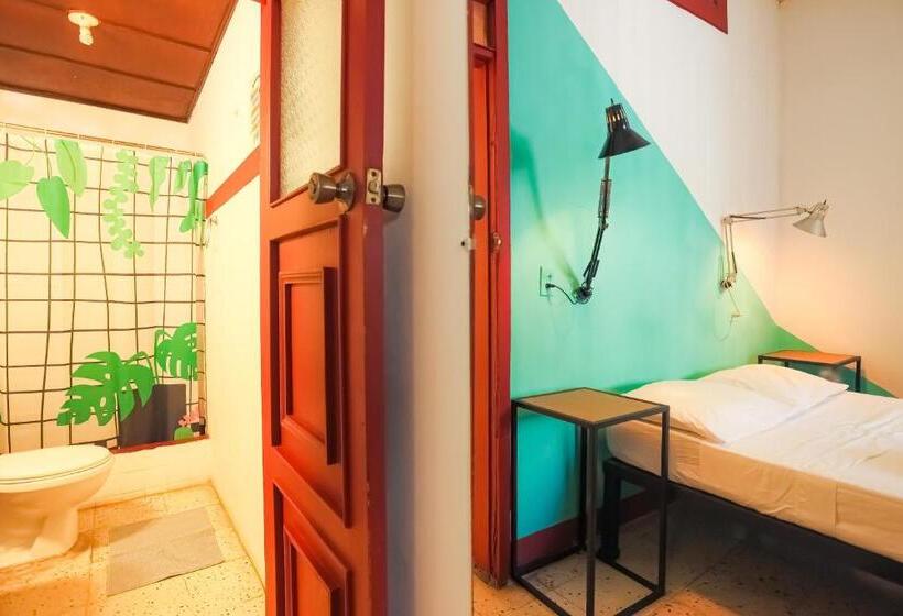 Hostel De Boca En Boca