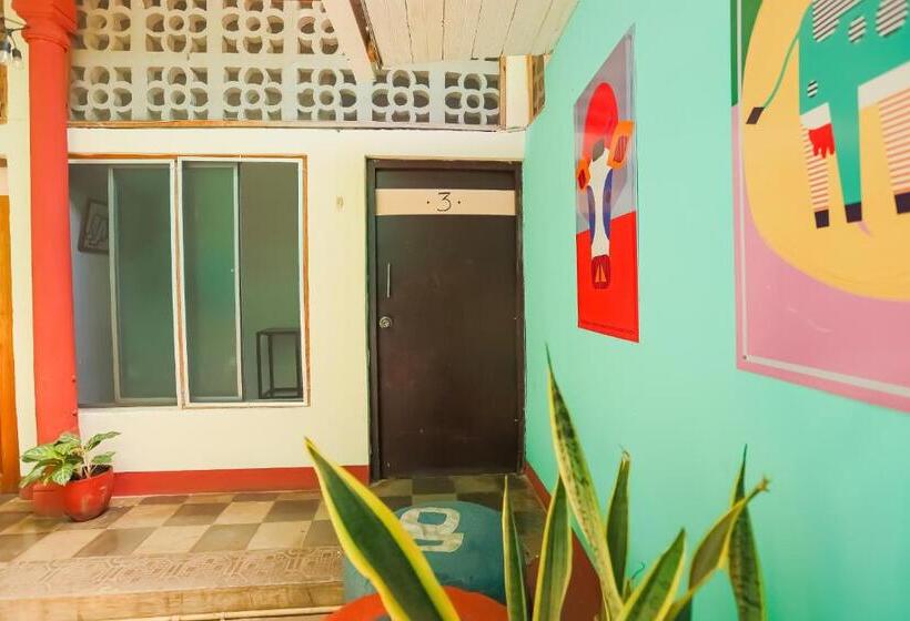 Hostel De Boca En Boca