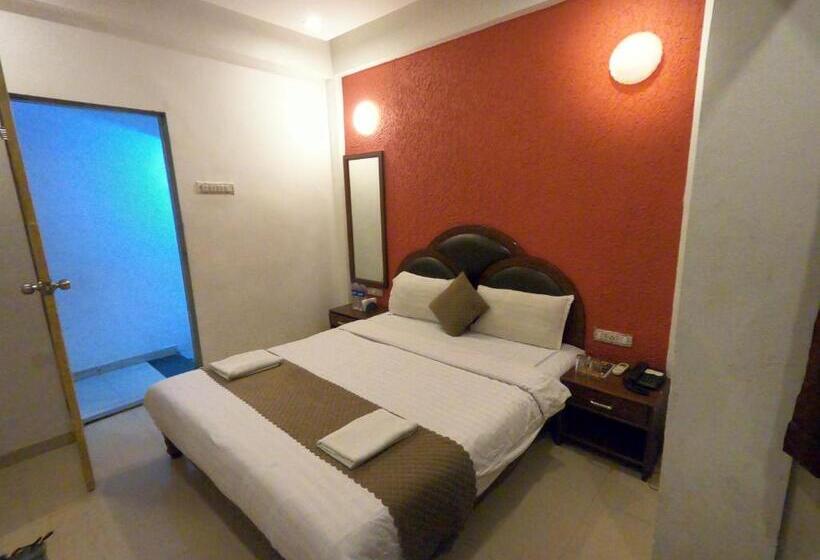 هتل Hill Forest Resort