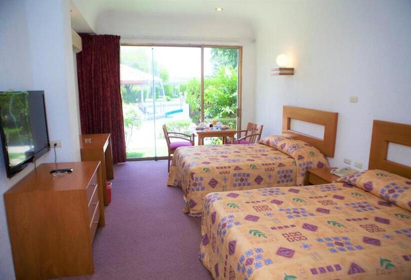 هتل Paradise Inn