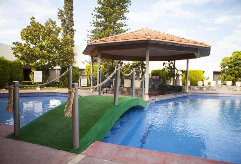 هتل Paradise Inn